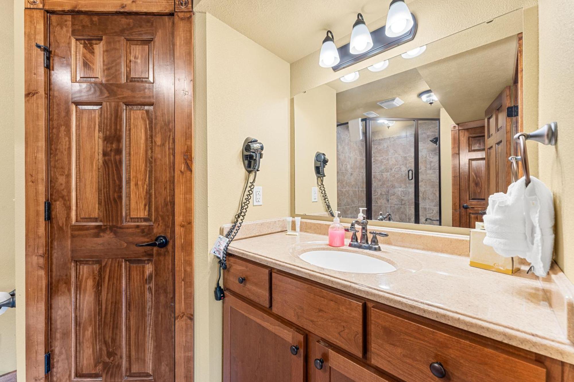 Makin Memories Lodge Cabin Branson West Eksteriør bilde