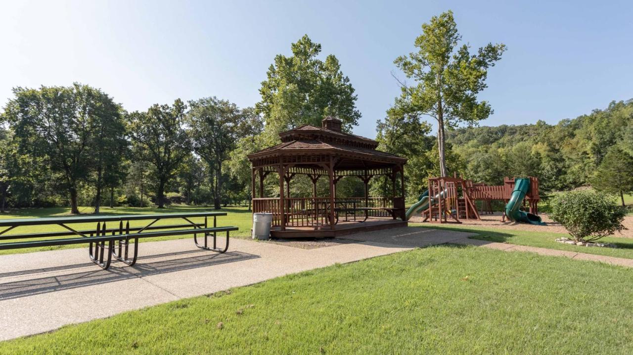 Makin Memories Lodge Cabin Branson West Eksteriør bilde